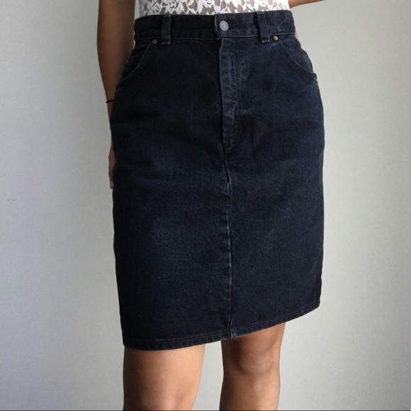 levis black denim skirt